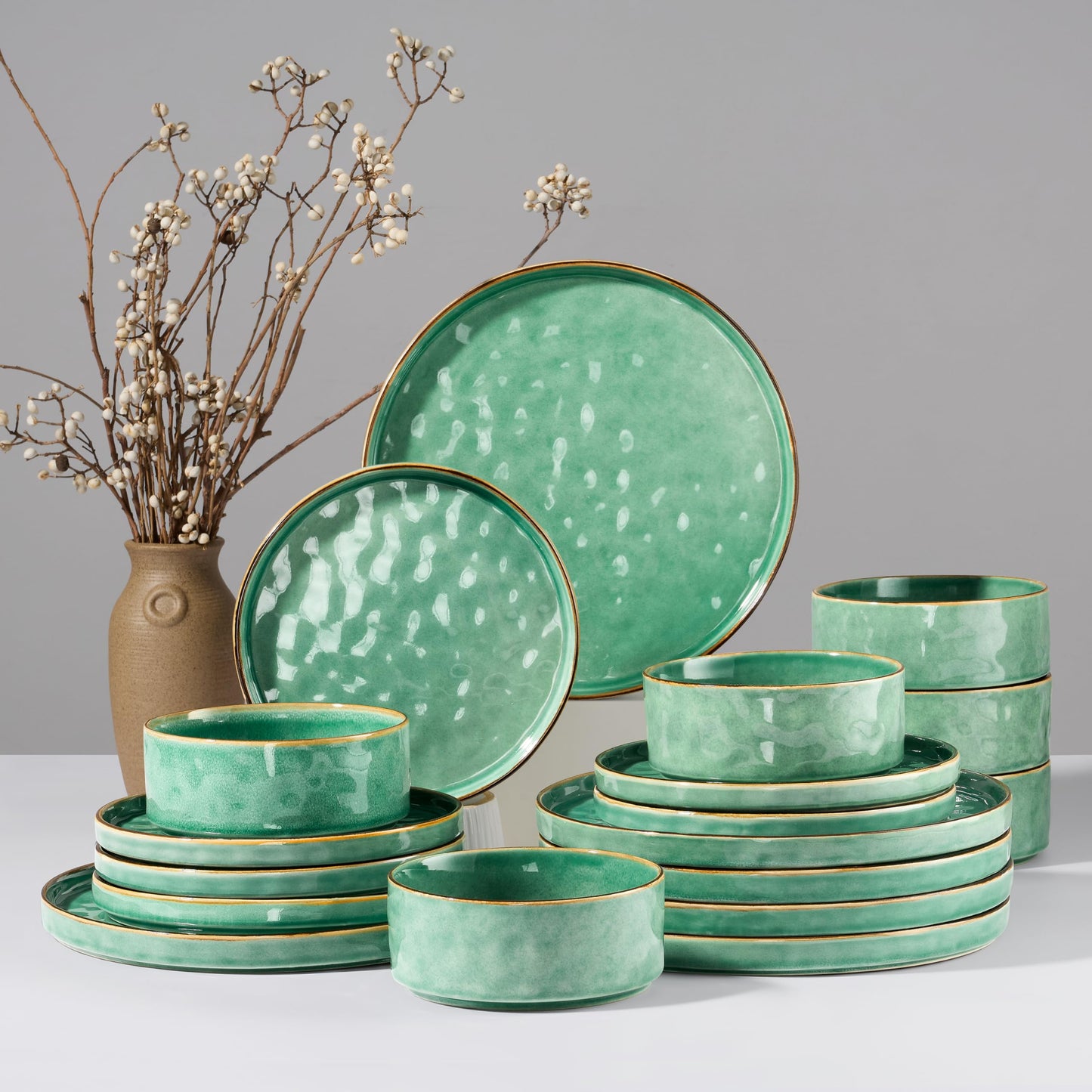 HaWare Dinnerware Sets, 12-Piece Plates and Bowls Set, Stoneware Dish Set for 4, Ceramic Dinnerware for Home Restaurant, Chip and Scratch Resistant, Microwave and Dishwasher Safe, Speckled White