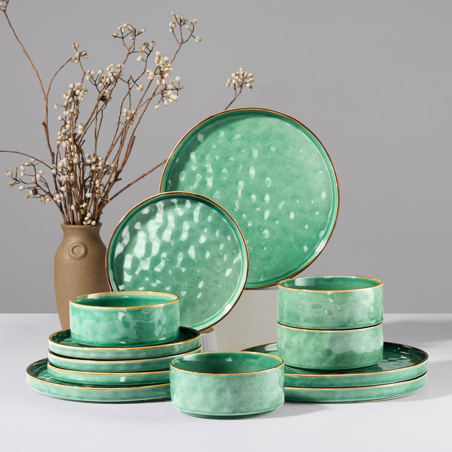 HaWare Dinnerware Sets, 12-Piece Plates and Bowls Set, Stoneware Dish Set for 4, Ceramic Dinnerware for Home Restaurant, Chip and Scratch Resistant, Microwave and Dishwasher Safe, Speckled White