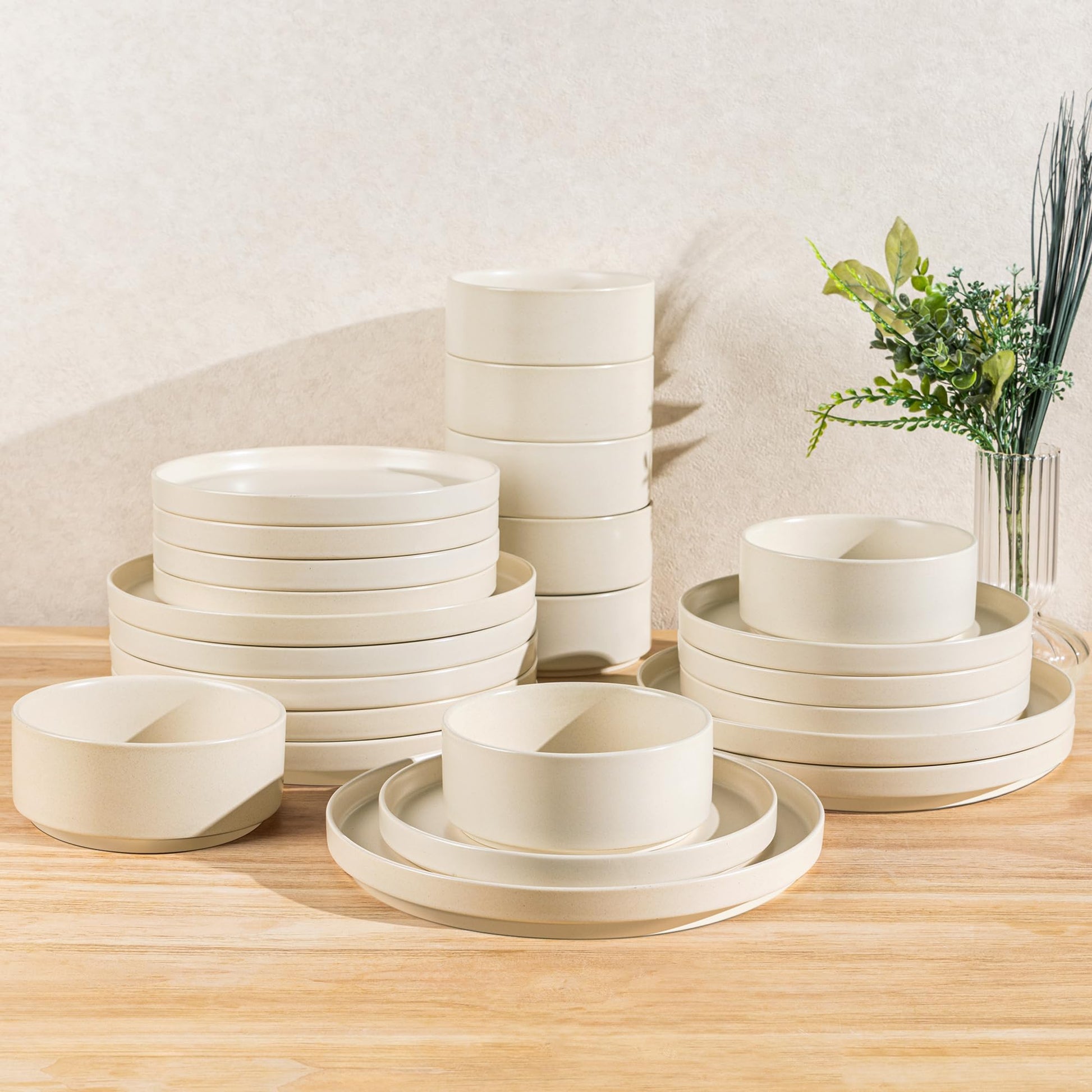TheTerra Ceramic Dinnerware Sets for 4, 12 Pieces Porcelain Lightweight Plates and Bowls Sets, Scratch Resistant Dish Set, Oven & Microwave & Dishwasher Safe, Bright White