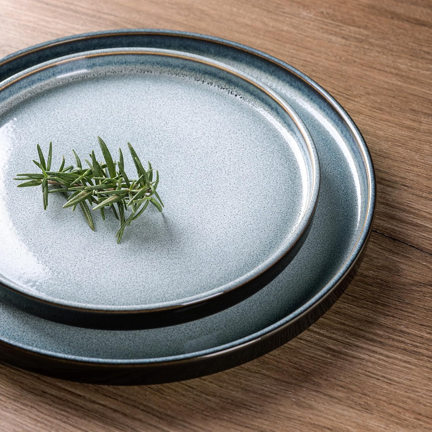 LERATIO Ceramic Dinnerware Sets for 4,Round Reactive Glaze Ceramic Plates and Bowls Set,Highly Chip and Crack Resistant | Dishwasher & Microwave Safe Dishes Set,Service for 4 (12pc)-Gray White