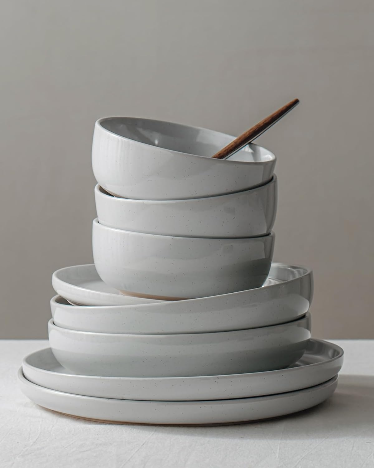 Famiware Milkyway Plates and Bowls Set, 12 Pieces Dinnerware Sets, Dishes Set for 4, Light Gray