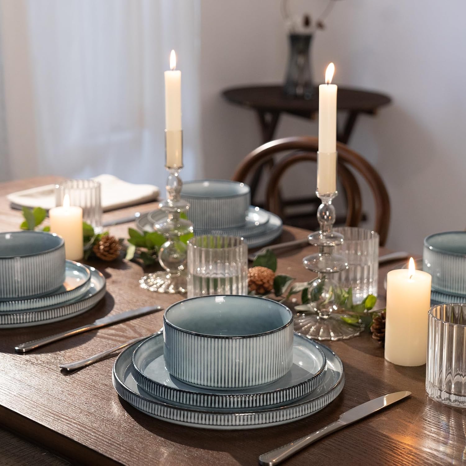 Famiware Star Dinnerware Sets, Plates and Bowls Set for 4, 12 Pieces Ribbed Dishes - Chip and Scratch Resistant, Microwave and Dishwasher Safe Tableware, Smoky Blue