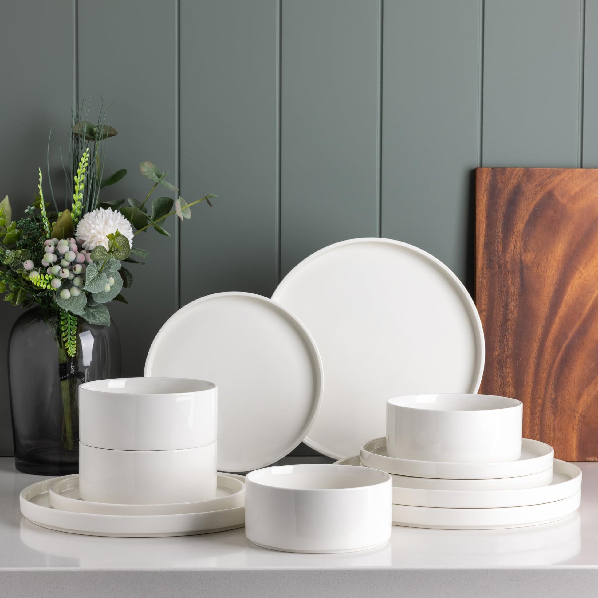 LERATIO Ceramic Dinnerware Sets for 4,Round Reactive Glaze Ceramic Plates and Bowls Set,Highly Chip and Crack Resistant | Dishwasher & Microwave Safe Dishes Set,Service for 4 (12pc)-Gray White