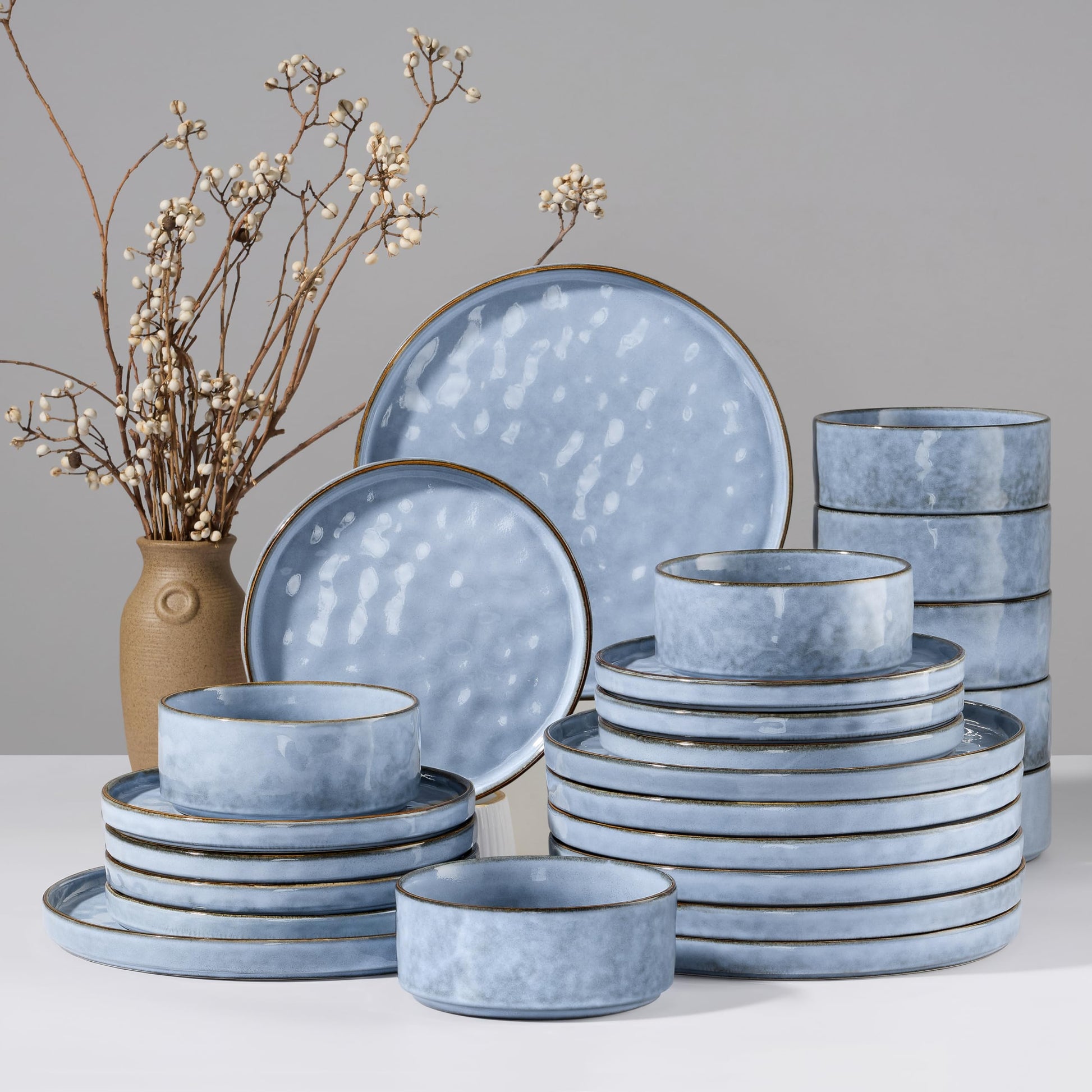 HaWare Dinnerware Sets, 12-Piece Plates and Bowls Set, Stoneware Dish Set for 4, Ceramic Dinnerware for Home Restaurant, Chip and Scratch Resistant, Microwave and Dishwasher Safe, Speckled White