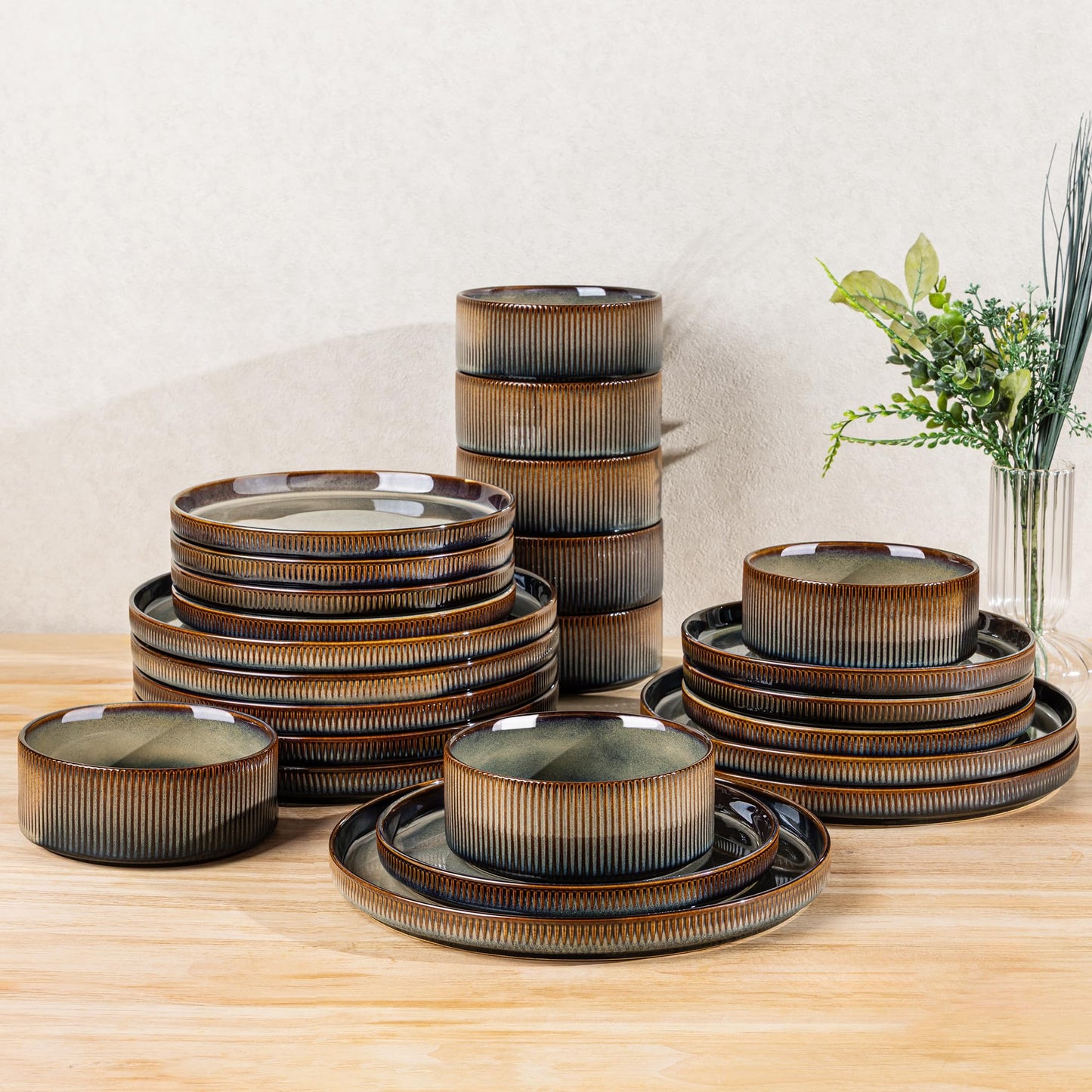 TheTerra Ceramic Dinnerware Sets for 4, 12 Pieces Porcelain Lightweight Plates and Bowls Sets, Scratch Resistant Dish Set, Oven & Microwave & Dishwasher Safe, Bright White