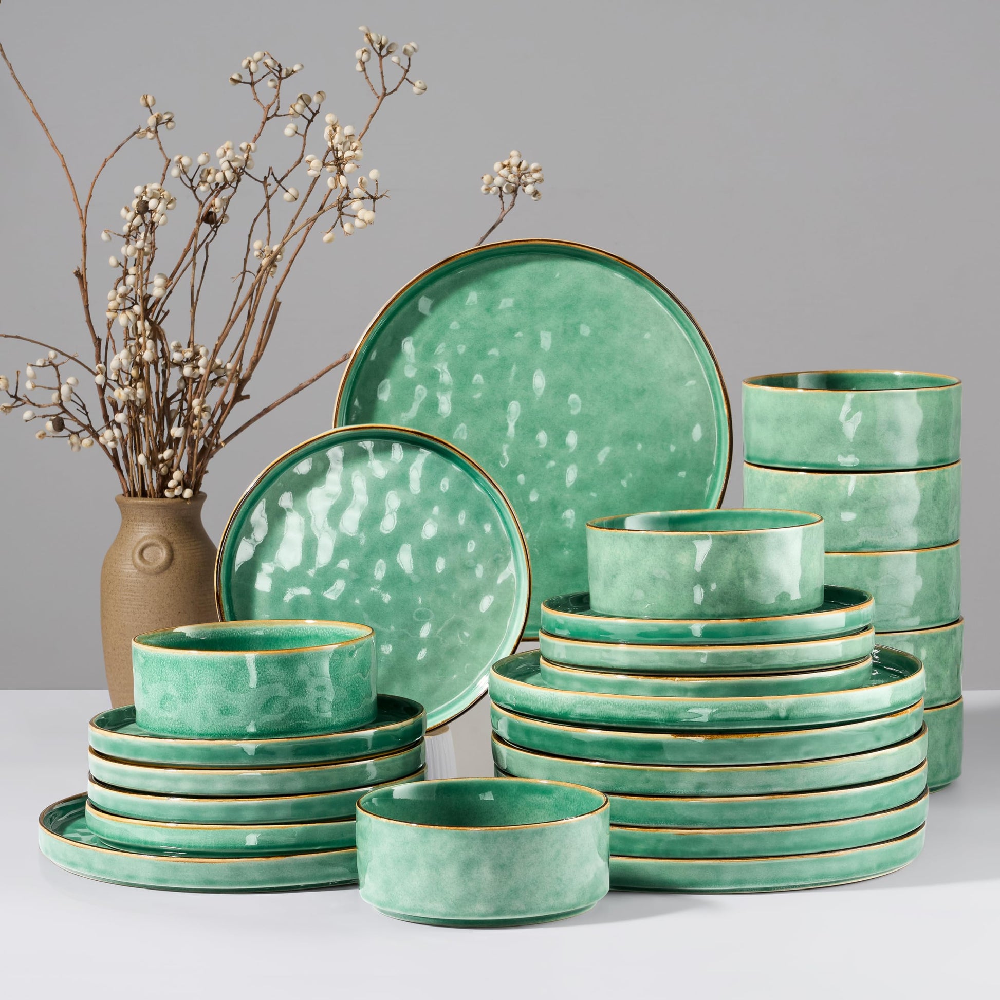 HaWare Dinnerware Sets, 12-Piece Plates and Bowls Set, Stoneware Dish Set for 4, Ceramic Dinnerware for Home Restaurant, Chip and Scratch Resistant, Microwave and Dishwasher Safe, Speckled White