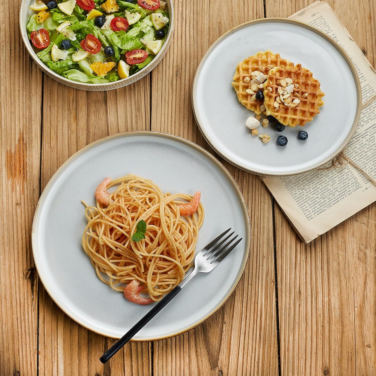 famiware Star Salad Plates for 6, 8 inches Plate Set, Stoneware Dinnerware, Small Dinner Plates for Dessert, Salad, Appetizer, Cappuccino White