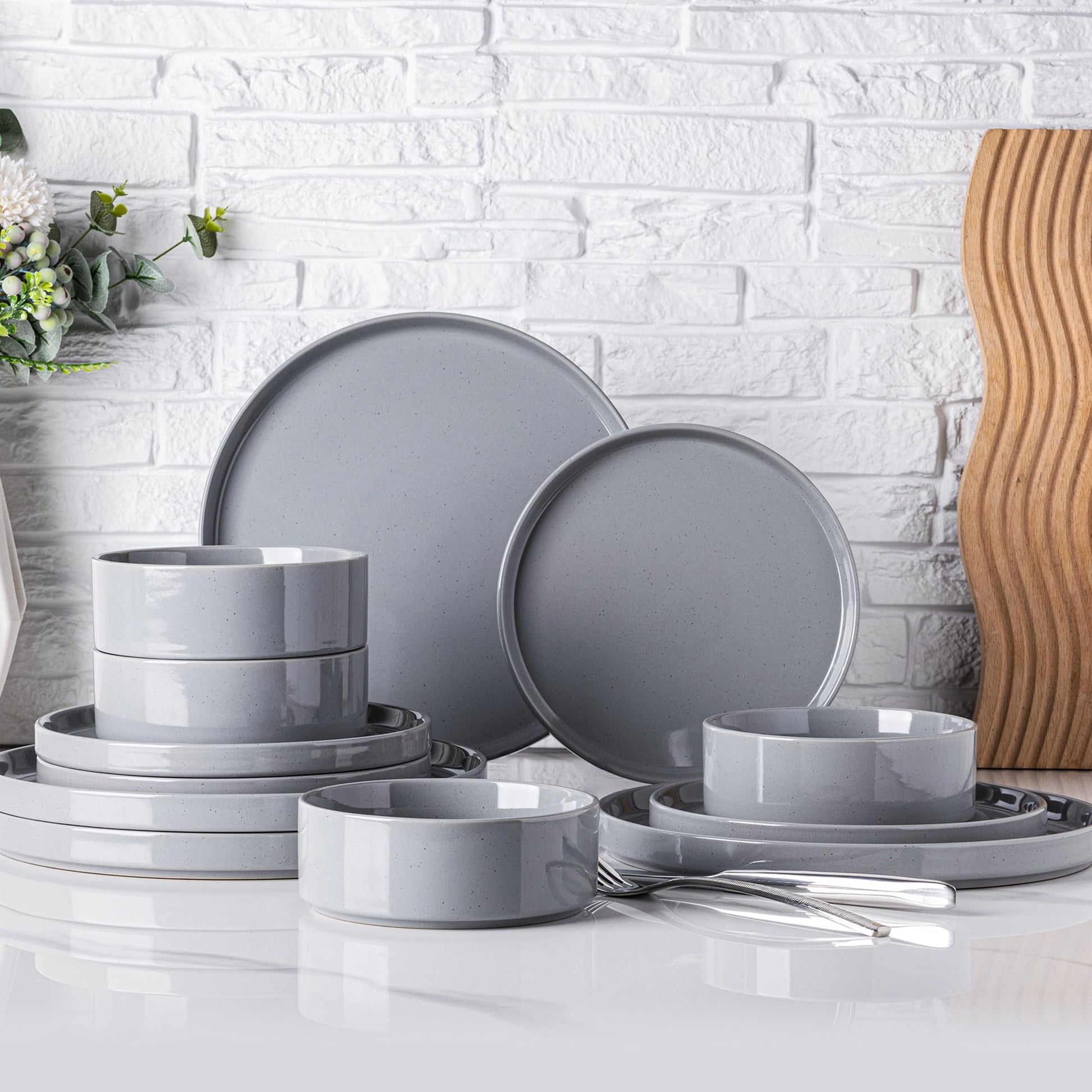 GBHOME Dinnerware Set for 4, 12 Piece Speckled Plates and Bowls Set with Glazed Bottom, Chip & Scratch Resistant Stoneware Plates Sets, Dishwasher & Microwave Safe Dishes (Light Beige, Service for 4)