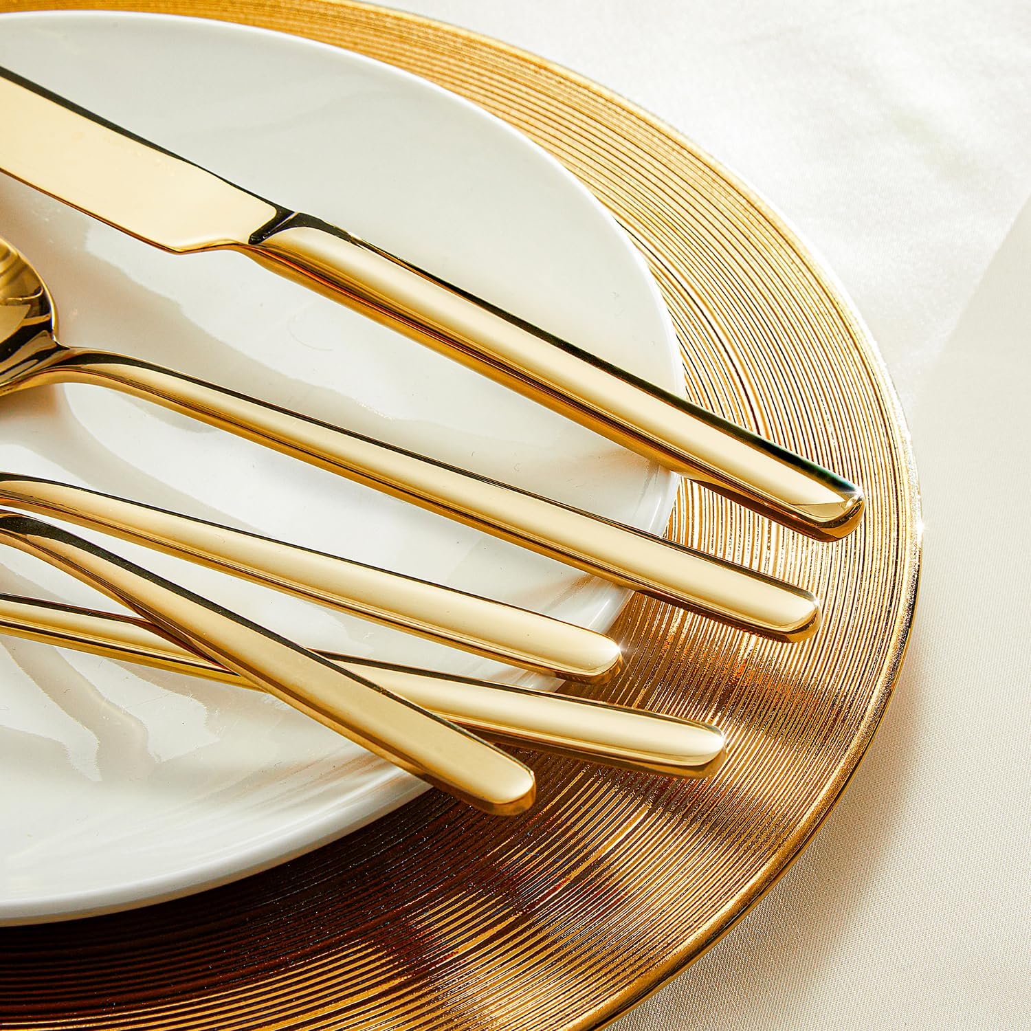KINGSTONE Gold Silverware Set, 20 Piece Flatware Cutlery Set for 4, 18/10 Stainless Steel Silverware Mirror Polished Dishwasher Safe for Home, Restaurant, Wedding, Party(Gold, 20 pieces for 4)